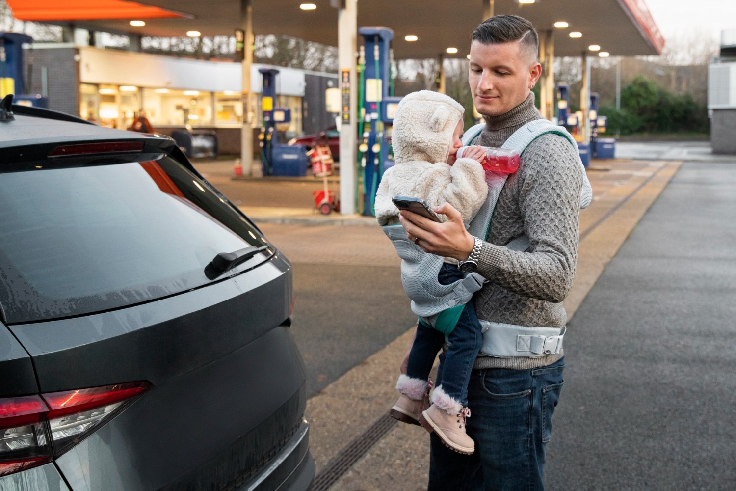 which gas stations accept apple pay