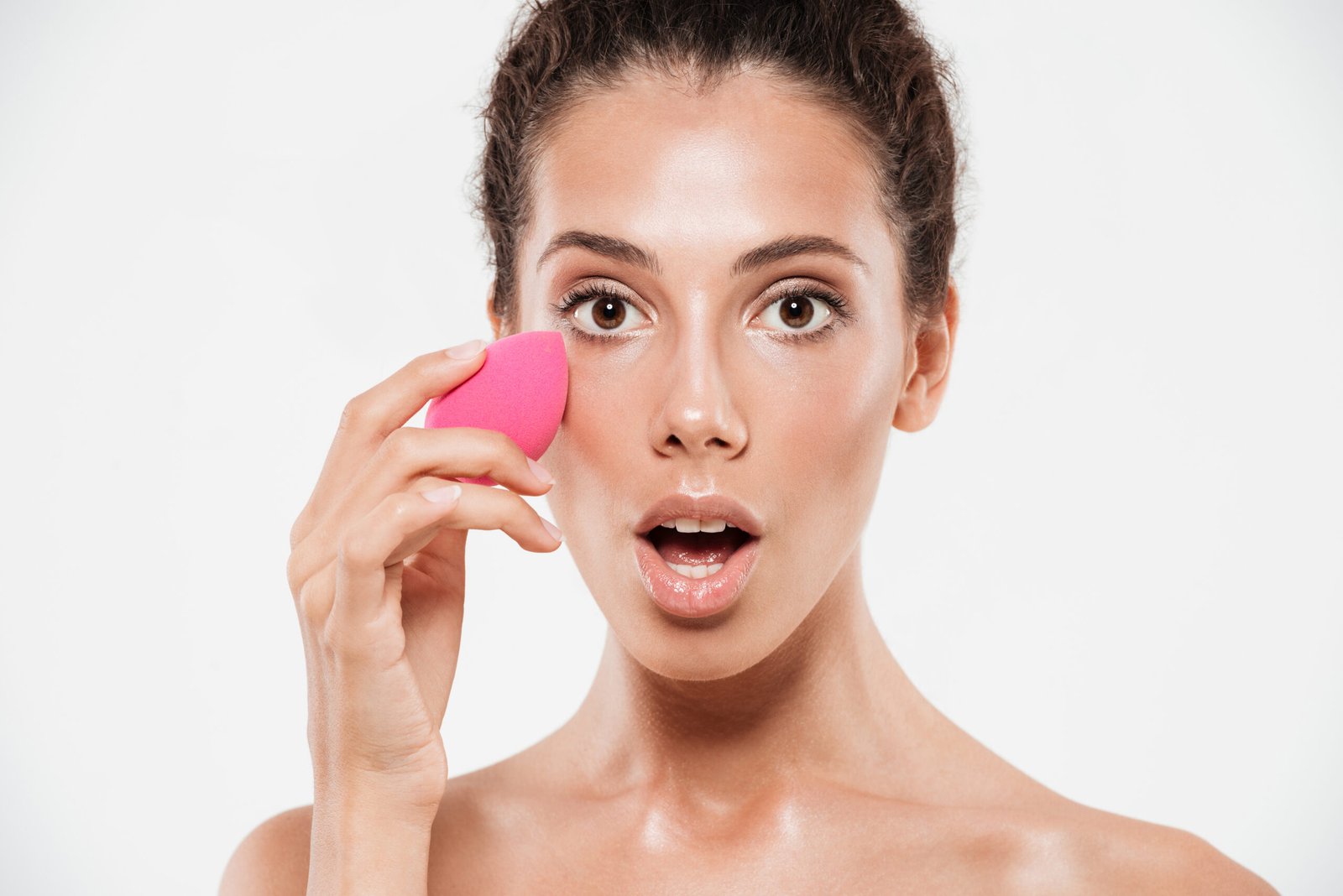 How to Clean Makeup Sponges