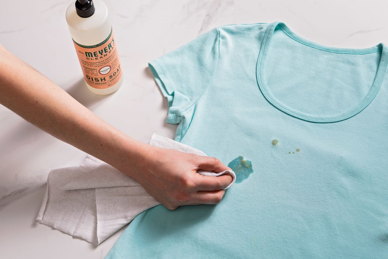 How to get grease stains out of clothes